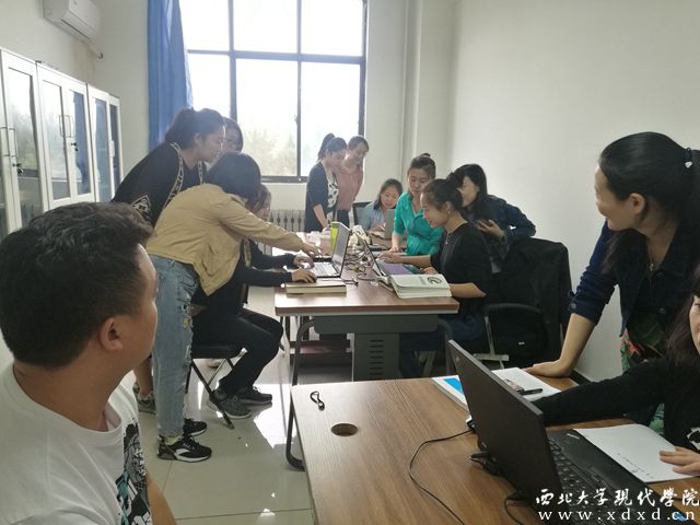 集體備課討論2.jpg